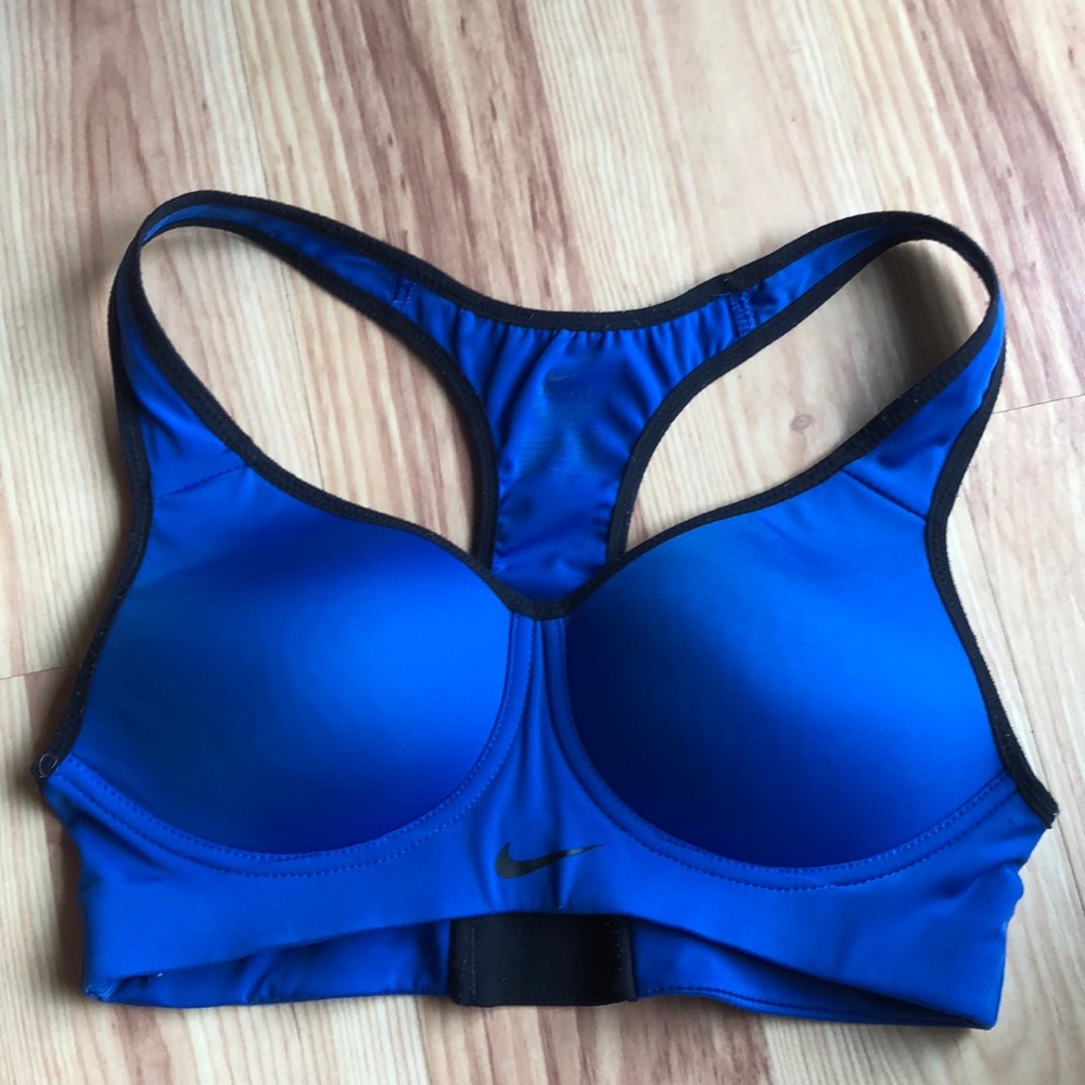 Nike push up sports bra